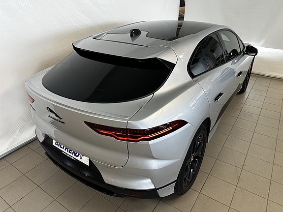 Jaguar I-PACE 7 of 21