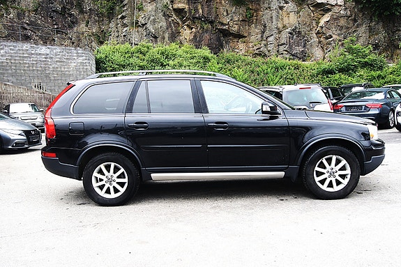 Volvo XC90 5 of 5