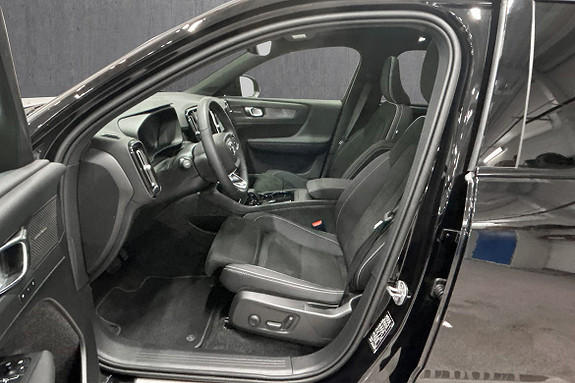 Volvo EX40