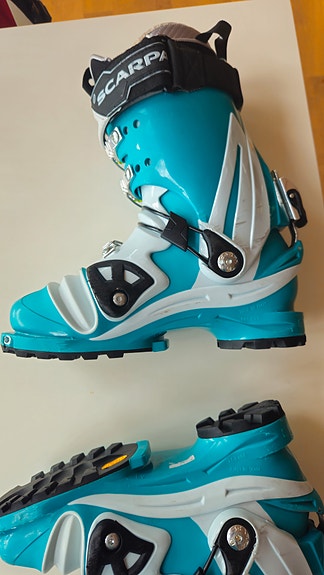 Product image 3 of 9