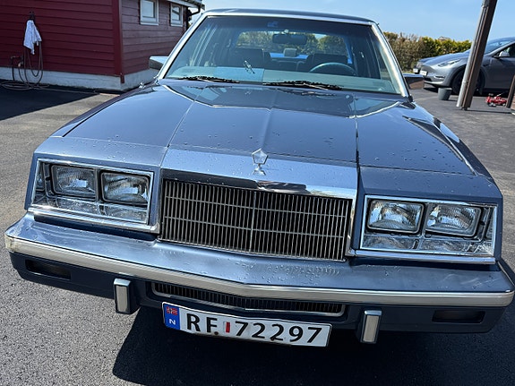Chrysler New Yorker 14 of 23