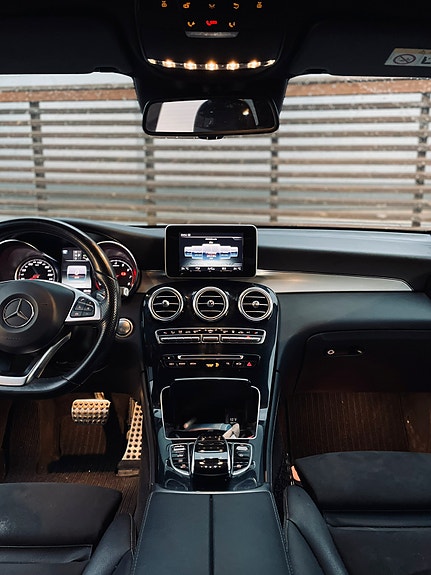 Mercedes-Benz GLC350 e 10 of 11