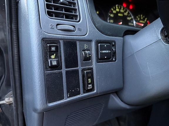 Toyota HiAce 12 of 22