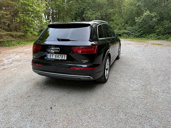 Audi Q7 20 of 24