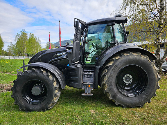 Valtra T234 2021, kr 1 415 000,-