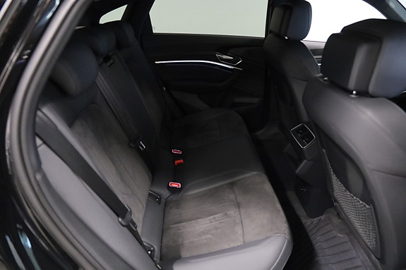 Audi e-tron Sportback 9 of 10