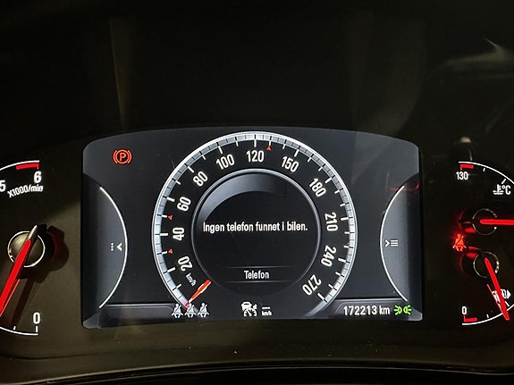 Opel Insignia 16 of 19