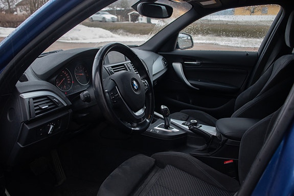 BMW 116i 9 of 22