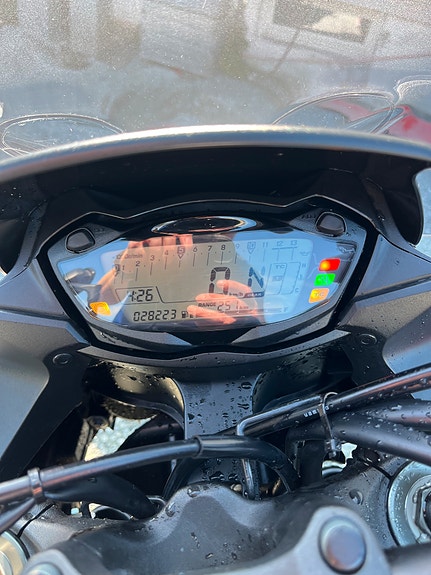 Suzuki GSX-S 1000 F 9 of 9