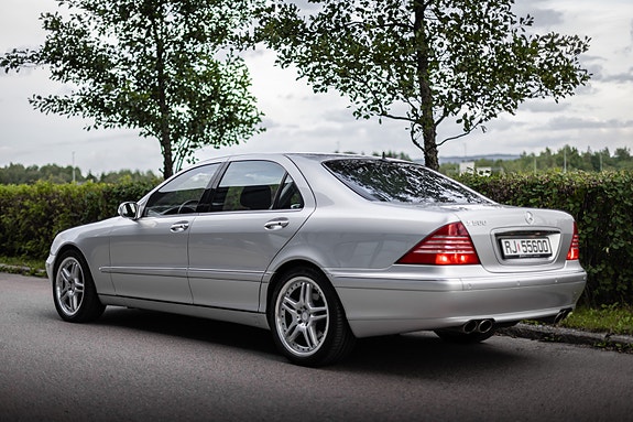 Mercedes-Benz S500 9 of 30