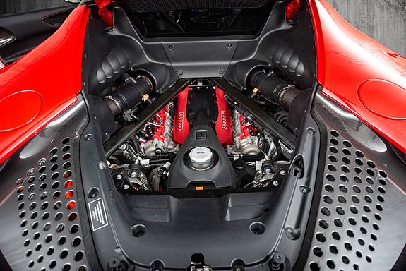 Ferrari SF90 Stradale 21 of 30