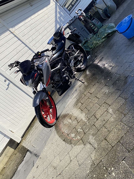 Suzuki GSX-S 125 3 of 5