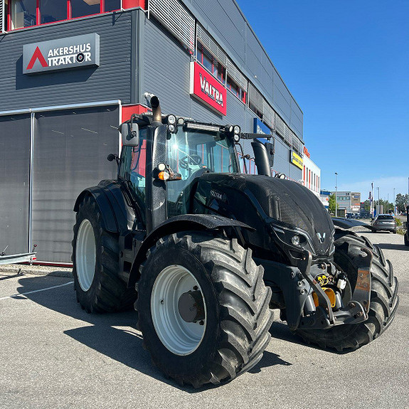 Valtra T 214 Frontløft/Pto 2015, kr 682 000,-