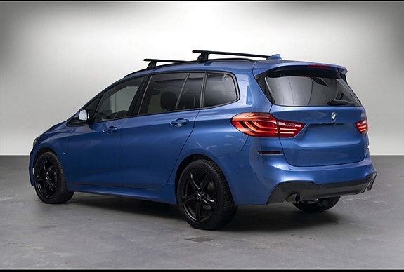 BMW 218i 5 of 5