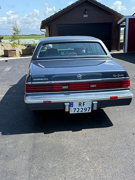 Chrysler New Yorker 19 of 23