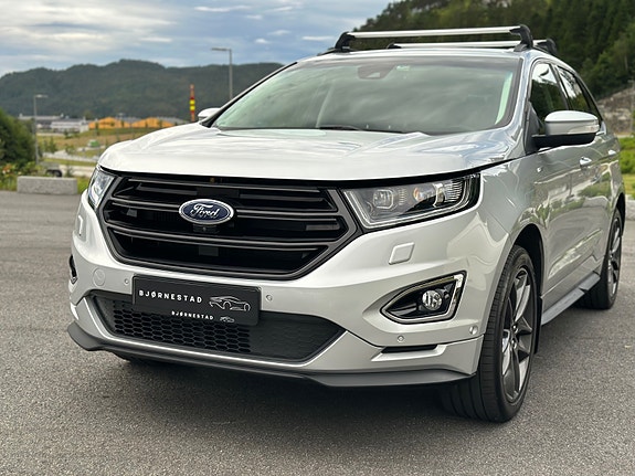 Ford Edge 3 of 5