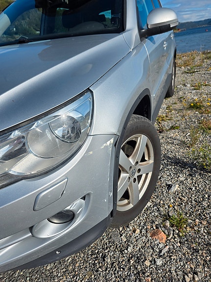 Volkswagen Tiguan 4 of 5