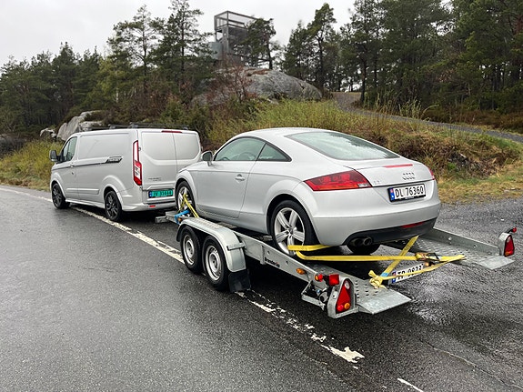 Audi TT 2 of 3