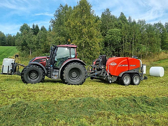 Kuhn Balepack  3135