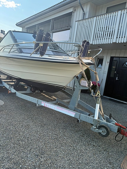 Fin Draco 21 suncab med Tysse boggiehenger selges kr 73000 4 of 5