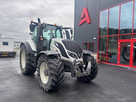 Valtra T214D 2015, kr 699 000,-