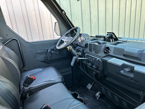 Polaris Ranger XP 1000 8 of 16