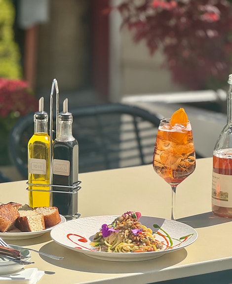 Hyggelig uterestaurant med 100 sitteplasser