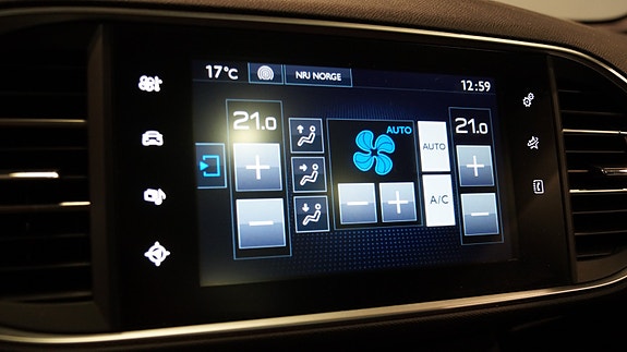 Peugeot 308 22 of 30