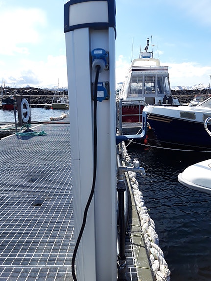 Smenessundet Småbåthavn - Båtplass til leie,salg på Averøy-Smenessundet 2 of 3