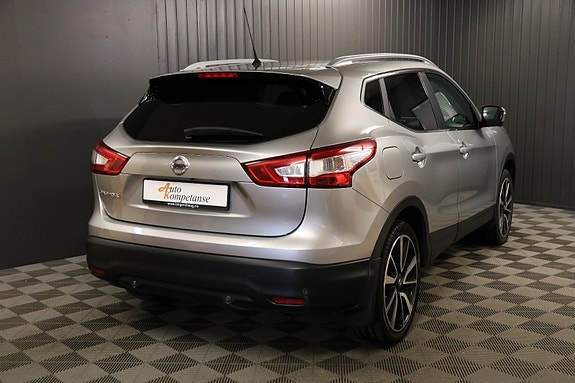 Nissan Qashqai 3 of 5