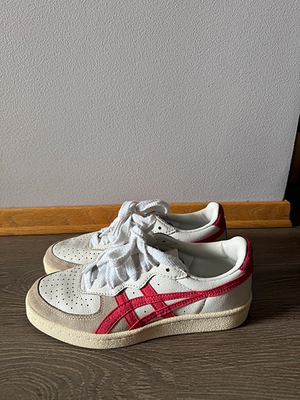 Onitsuka Tiger Damesko til salgs FINN Torget