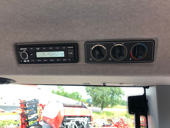 Valtra NY, A115, Front.hyd, Laster 2025, kr 995 000,-