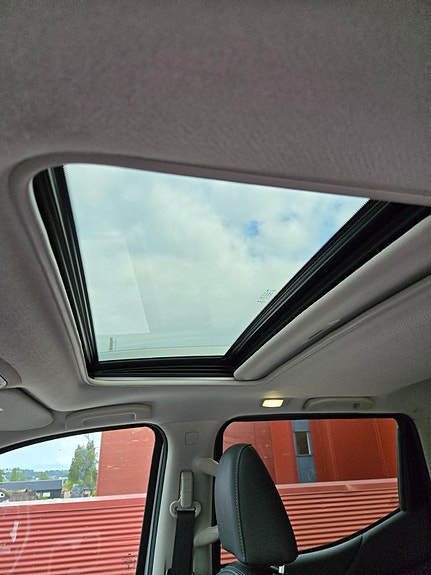 Nissan Navara 28 of 30