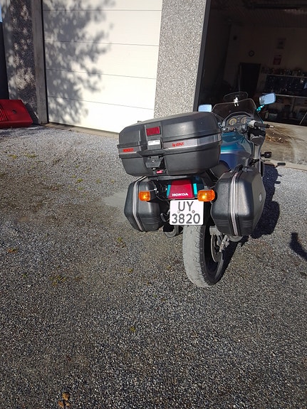 Honda VF 1000 F-ll 4 of 5
