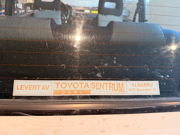 Toyota Corolla 9 of 30