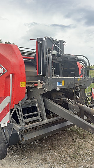 Kuhn Balepack  3135