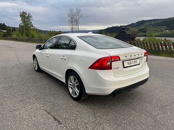 Volvo S60 6 of 30