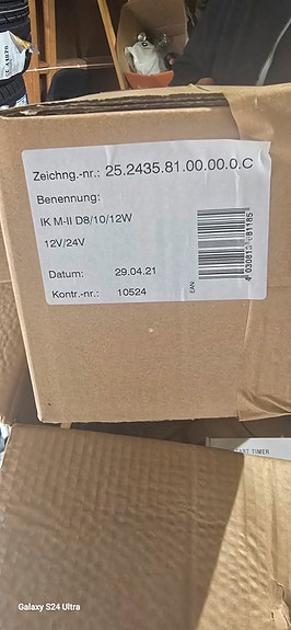 Product image 8 of 9