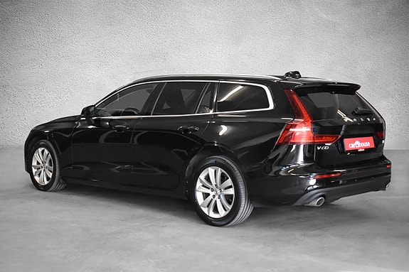 Volvo V60 3 of 5