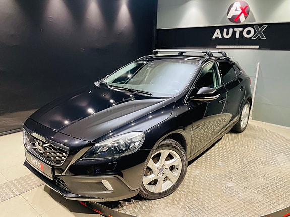 Volvo V40 Cross Country 6 of 30