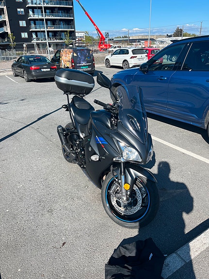 Suzuki GSX-S 1000 F 6 of 9