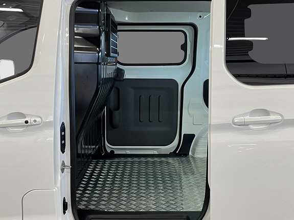 BYD T3