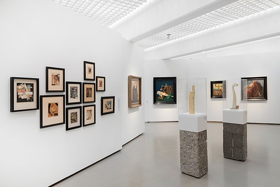 Henie Onstad har en rik samling på over 8000 verk.