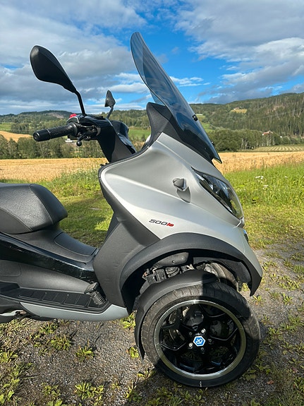Piaggio MP3 500 LT 3 of 5