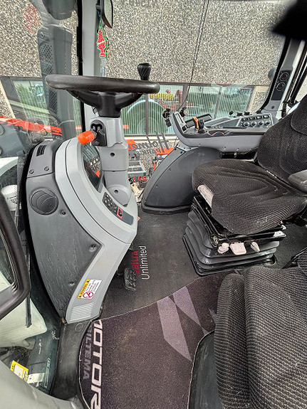 Valtra N154 Versu, vinterpakke, laster lite timer! 2017, kr 849 000,-