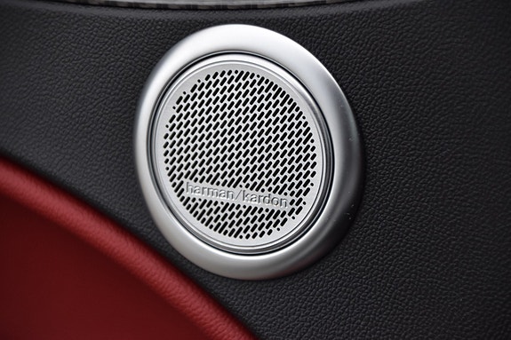Alfa Romeo Stelvio Quadrifoglio 23 of 30