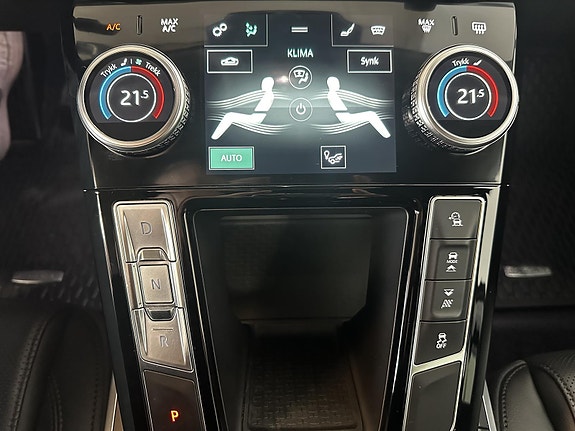 Jaguar I-PACE 18 of 21