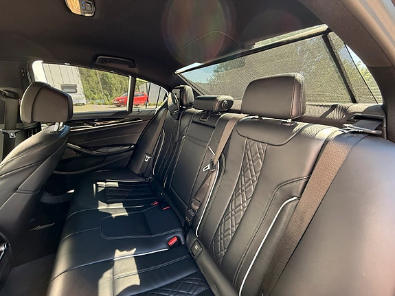 BMW 520d 10 of 15