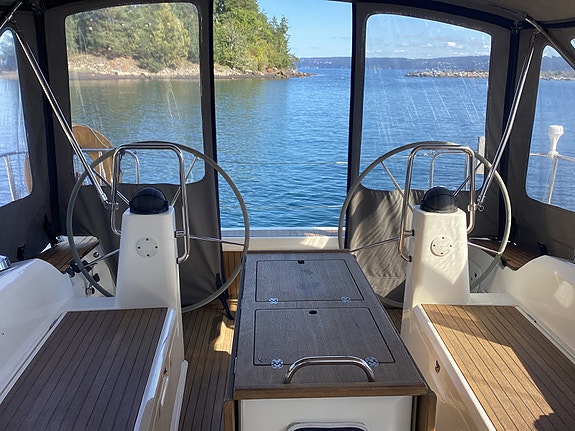 Bavaria Cruiser 40 3 of 5