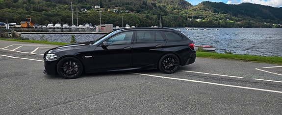 BMW M550d 4 of 26